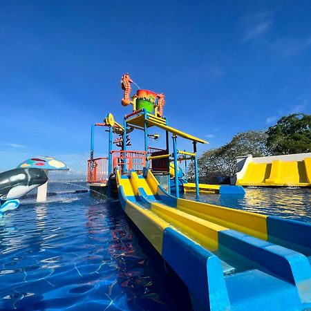 Crusoe Cabins Costa Azalea ซามาล ภายนอก รูปภาพ